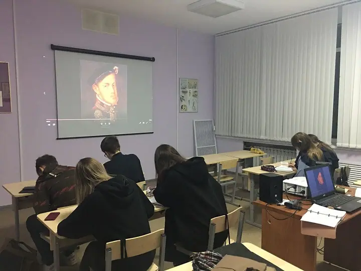 на занятиях по истории искусств (5)
