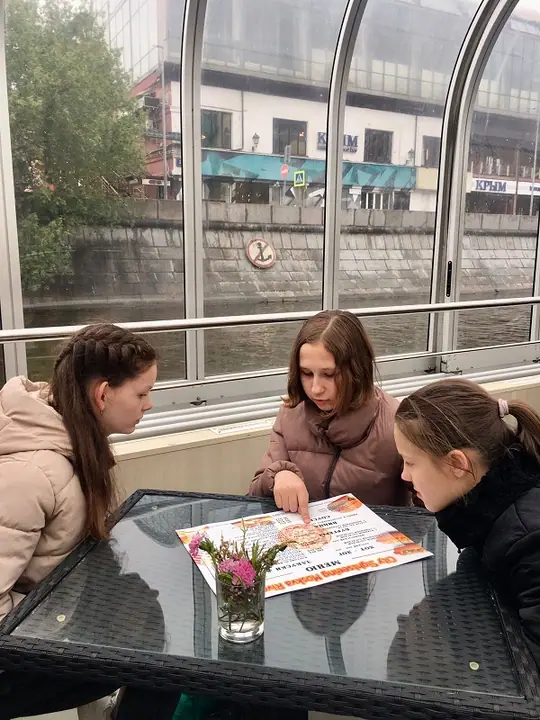 Экскурсия в Москву для учеников 1 и 3 класса — фото 2