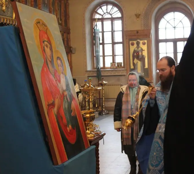 Освящение Иверской иконы Пресвятой Богородицы работы Яценко И.В. для храма Преображения (Нижние Прыски) — фото 8