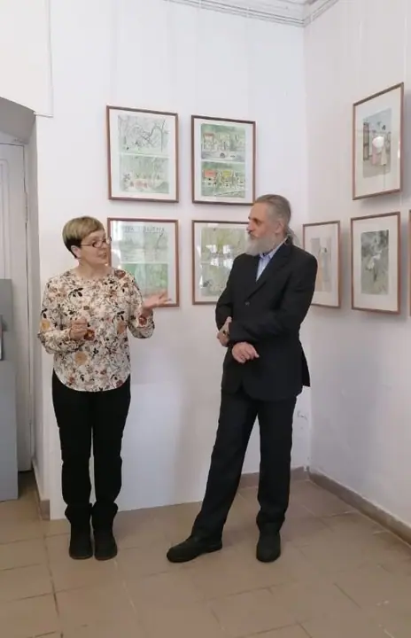 Открытие Третьей отчётной выставки работ выпускников в МКЦ «Дом Цыплаковых» г. Козельск — фото 4
