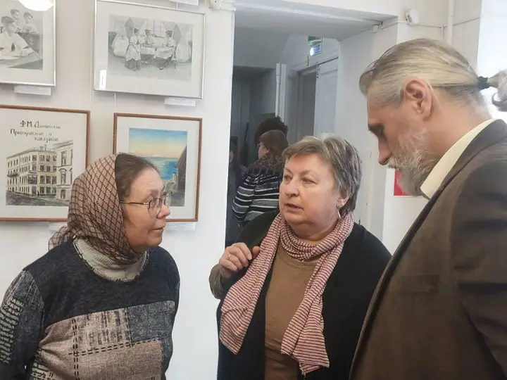 Открытие Четвёртой отчётной выставки «Художественных мастерских — студии имени игумена Илариона города Козельск» в МКЦ «Дом Цыплаковых» — фото 11