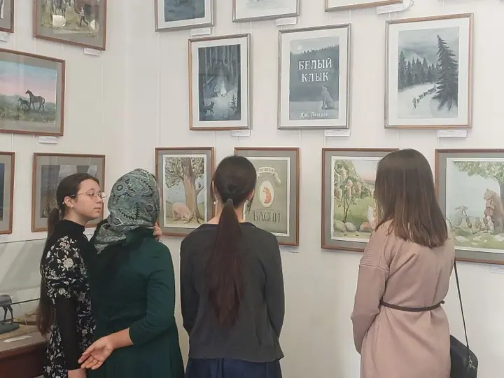 Открытие Четвёртой отчётной выставки «Художественных мастерских — студии имени игумена Илариона города Козельск» в МКЦ «Дом Цыплаковых» — фото 7