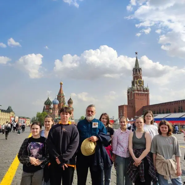 23 апреля учащиеся 2 класса посетили Кремль в Москве, а 4 и 5 классы — Третьяковскую галерею — фото 6
