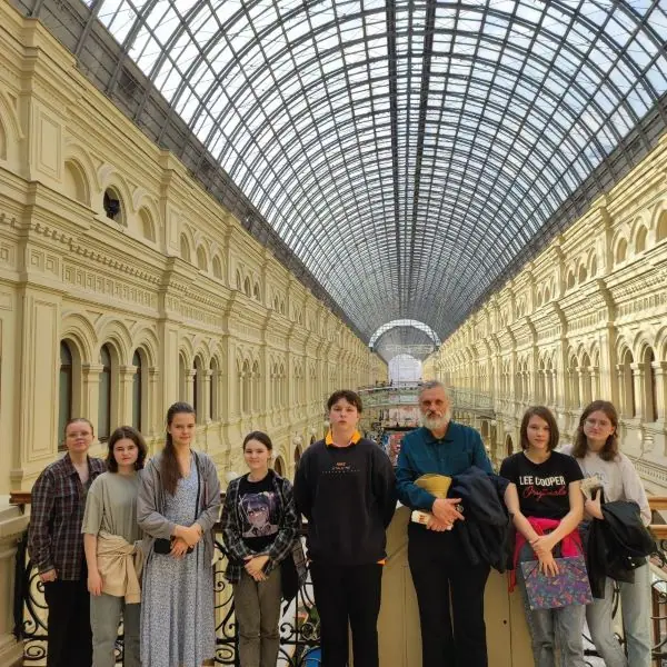 23 апреля учащиеся 2 класса посетили Кремль в Москве, а 4 и 5 классы — Третьяковскую галерею — фото 8